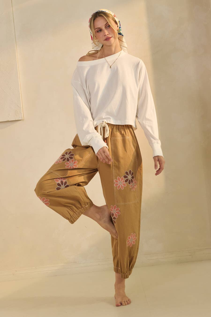 Plus Relaxed-fit Cropped Pants: Black / Plus Size / XL