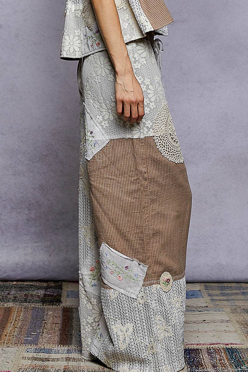 Solid Lace Patch Detail Woven Pants: CHARCOAL / M