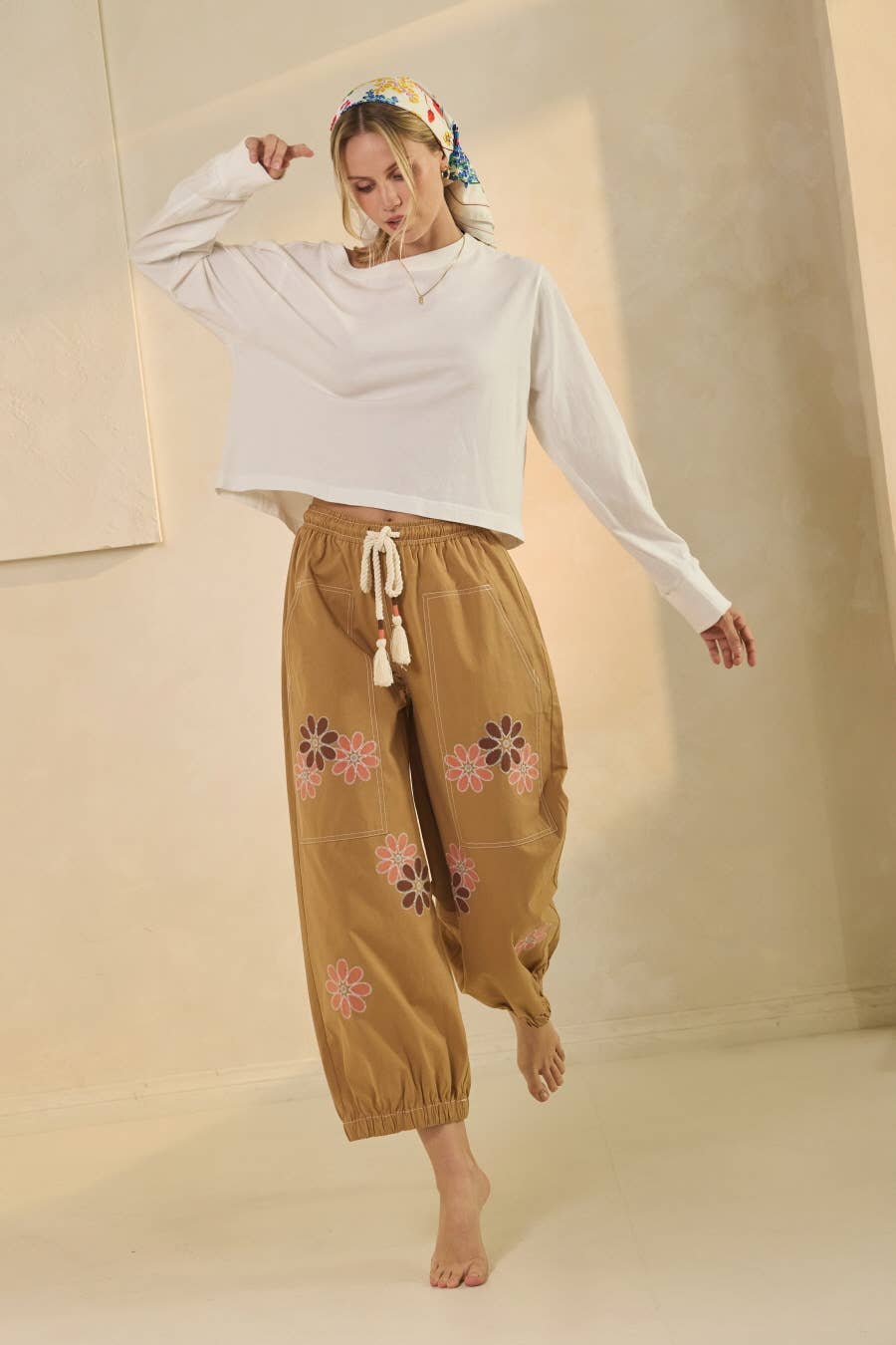 Plus Relaxed-fit Cropped Pants: Black / Plus Size / XL