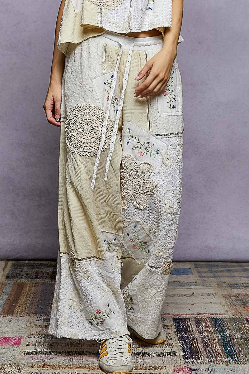 Solid Lace Patch Detail Woven Pants: CHARCOAL / M