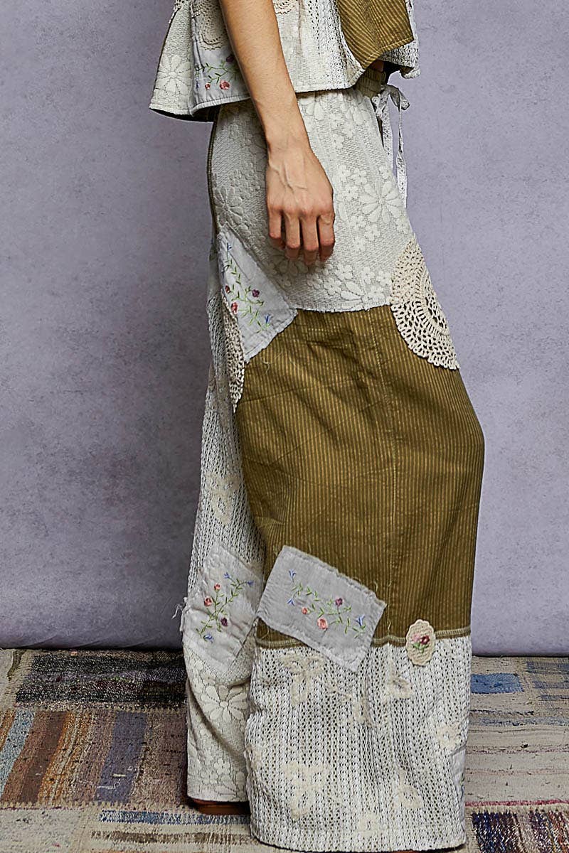Solid Lace Patch Detail Woven Pants: CHARCOAL / L